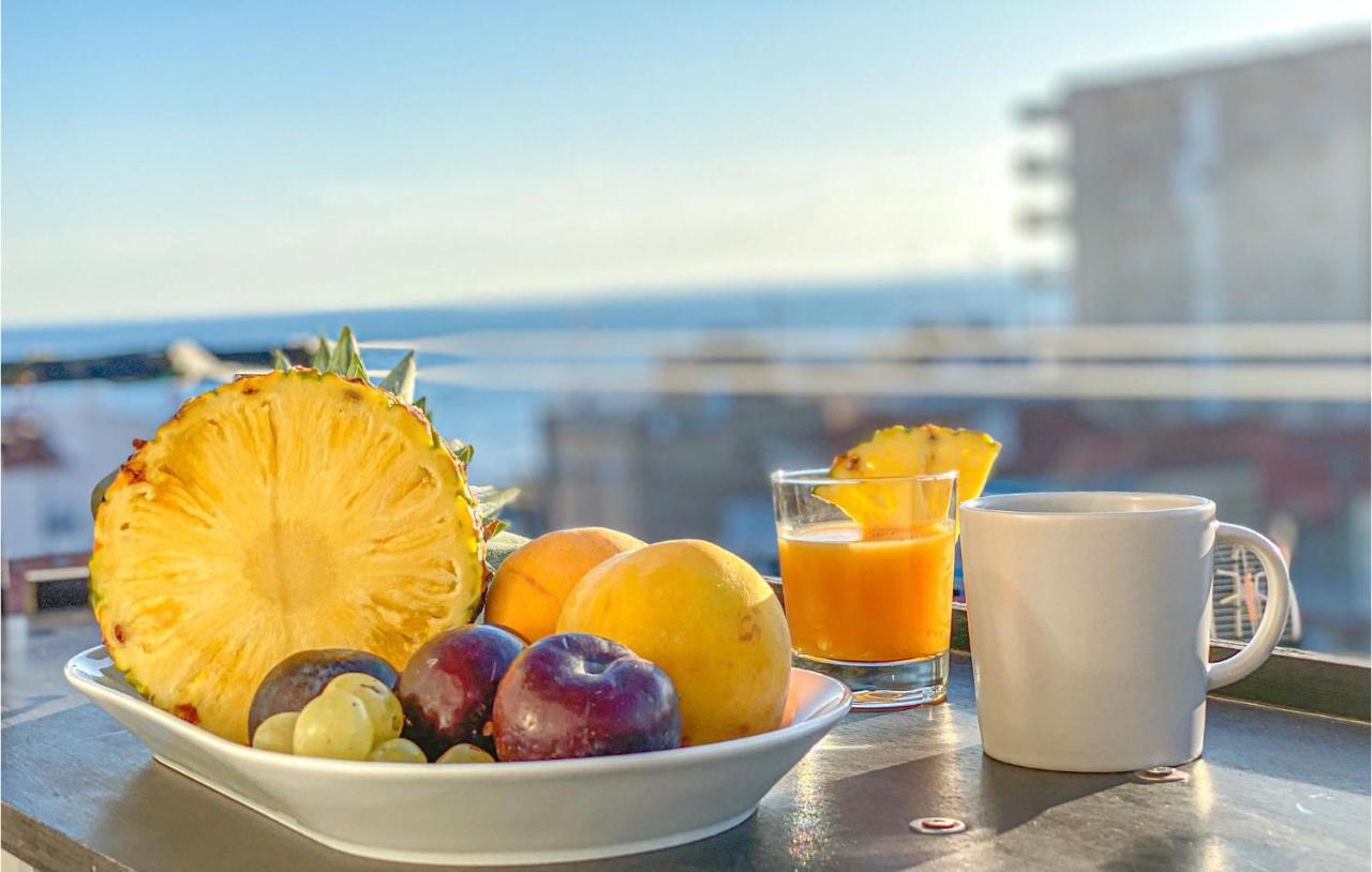 Nice Apartment In Santa Pola With Wifi Екстер'єр фото